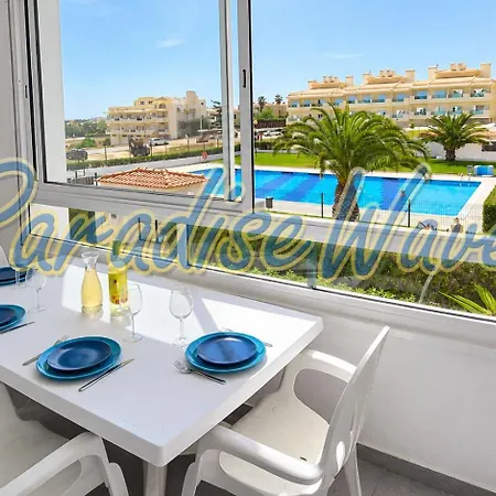Magnifique 500m De La Avec Piscine * Porches (Algarve)