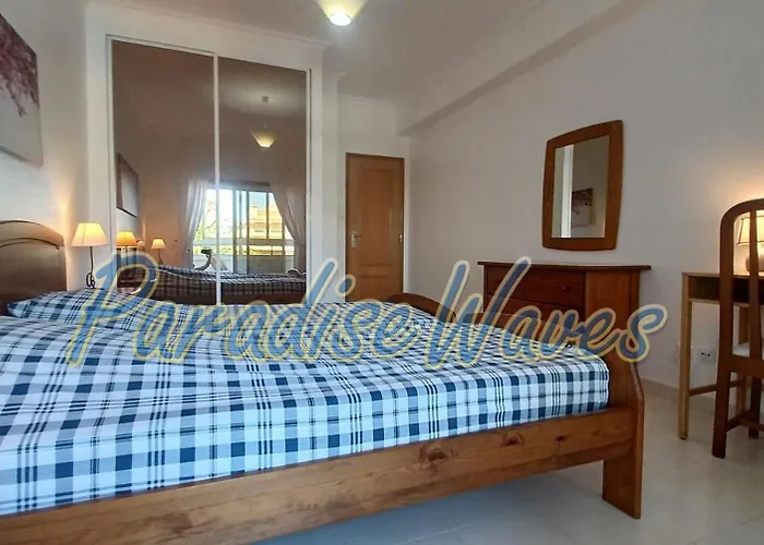 Apartament Magnifique 500m De La Avec Piscine Porches (Algarve)